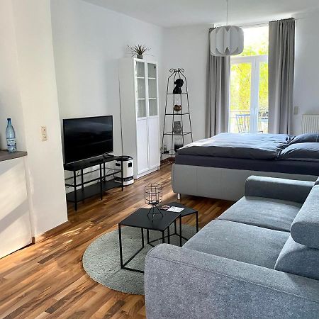 Zentrale Ferienwohnung Mit Balkon In Aquisgrana Esterno foto